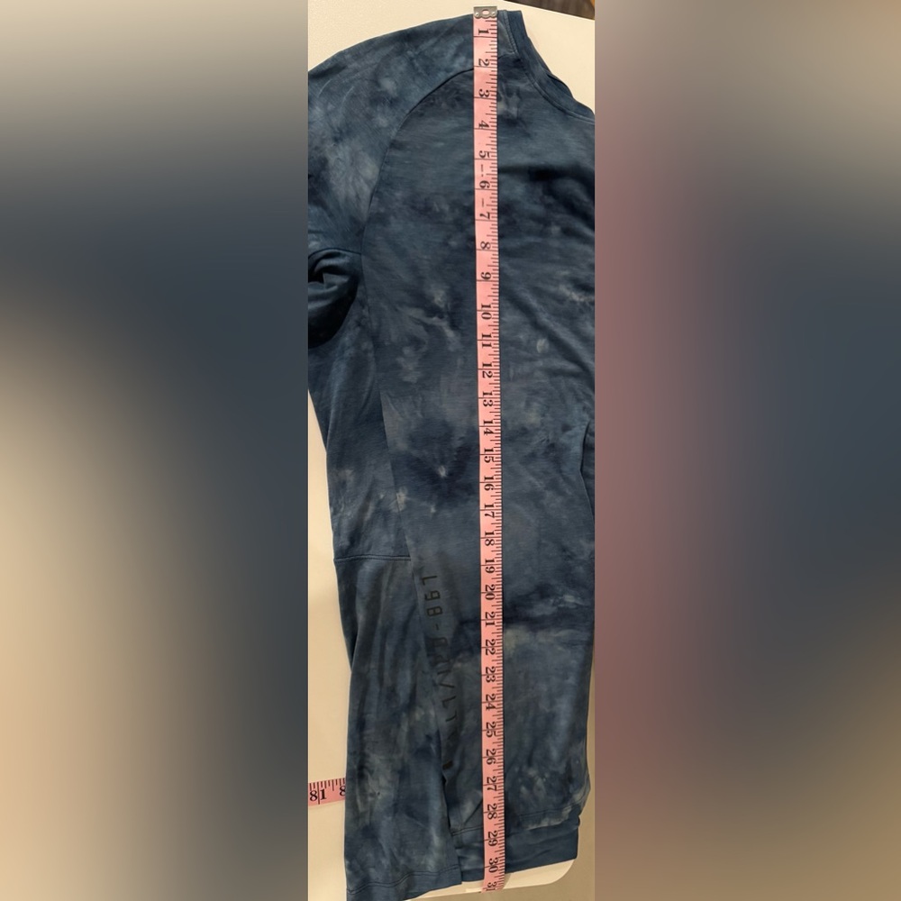 Lululemon Always Agile Short Sleeve
Diamond Dye True Navy Chambray - Picture 9 of 10